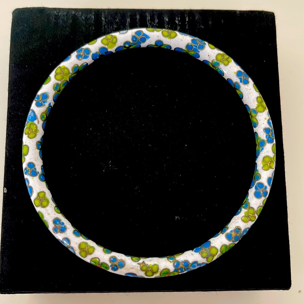 Vintage bangle bracelet